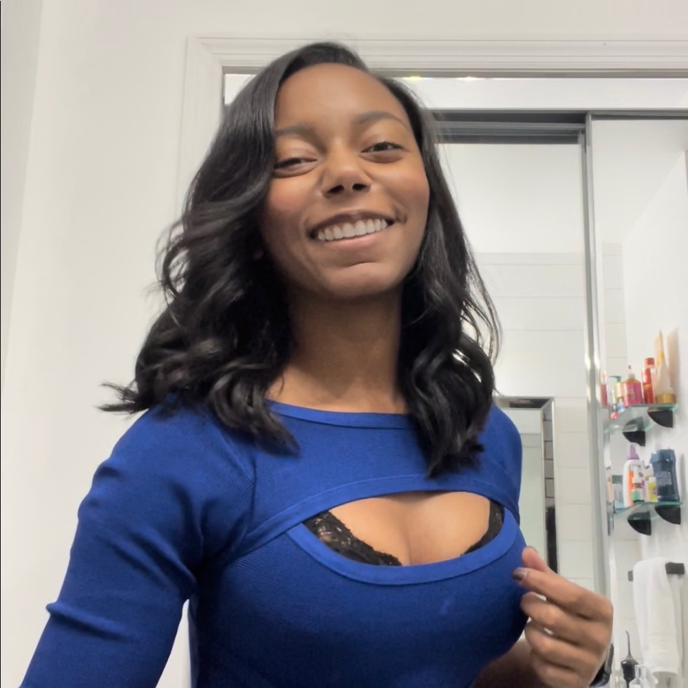 Meet your Posher, Danielle